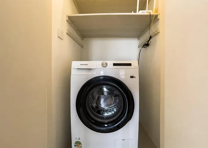 150 M To Mrt L Workspace And Kitchen L Suana L Sontana Apartamento Banguecoque